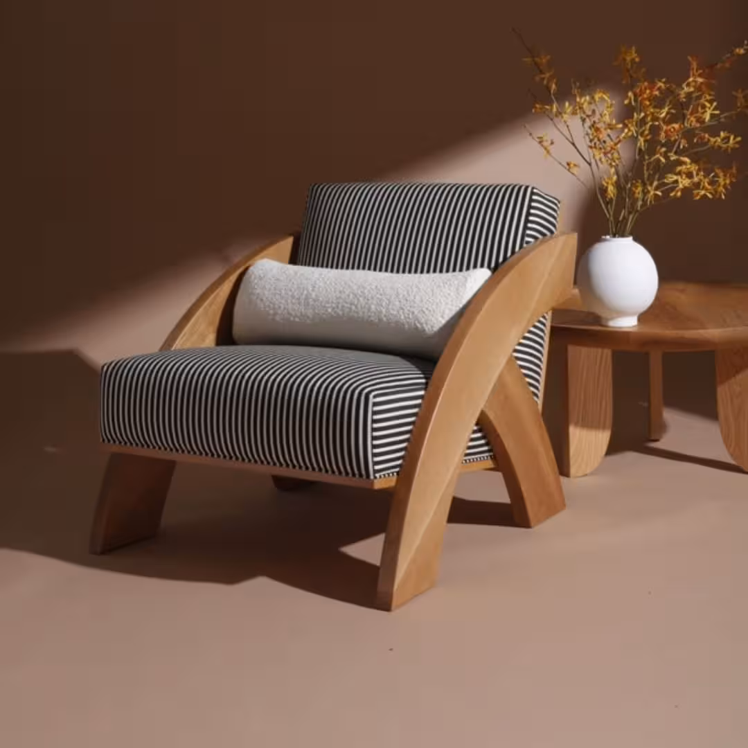 Luxurious Lounge Chair