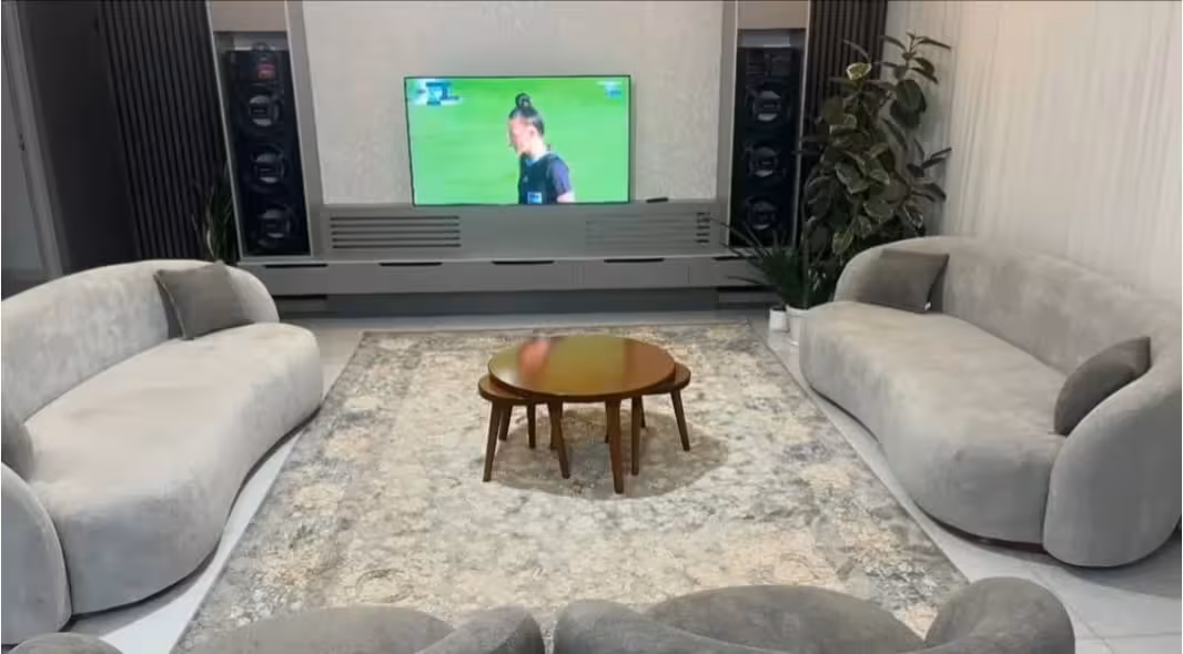 The Horizon Curved Living Room Suite (Two 3-Seaters, Coffee Table & Dual Side Stools)