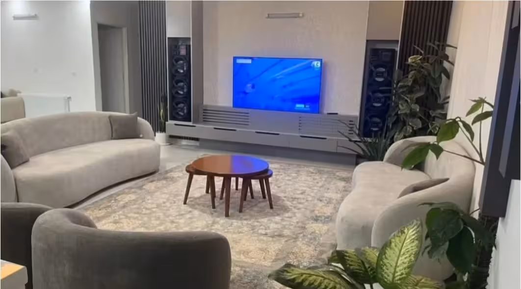 The Horizon Curved Living Room Suite (Two 3-Seaters, Coffee Table & Dual Side Stools)