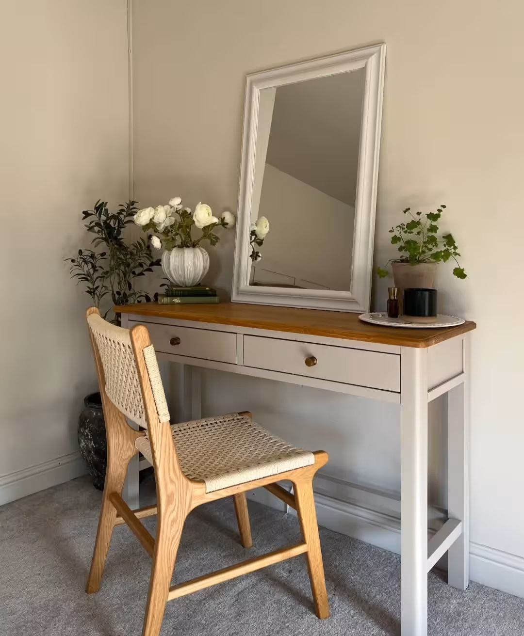 Nordic Grace Dual-Tone Vanity Suite