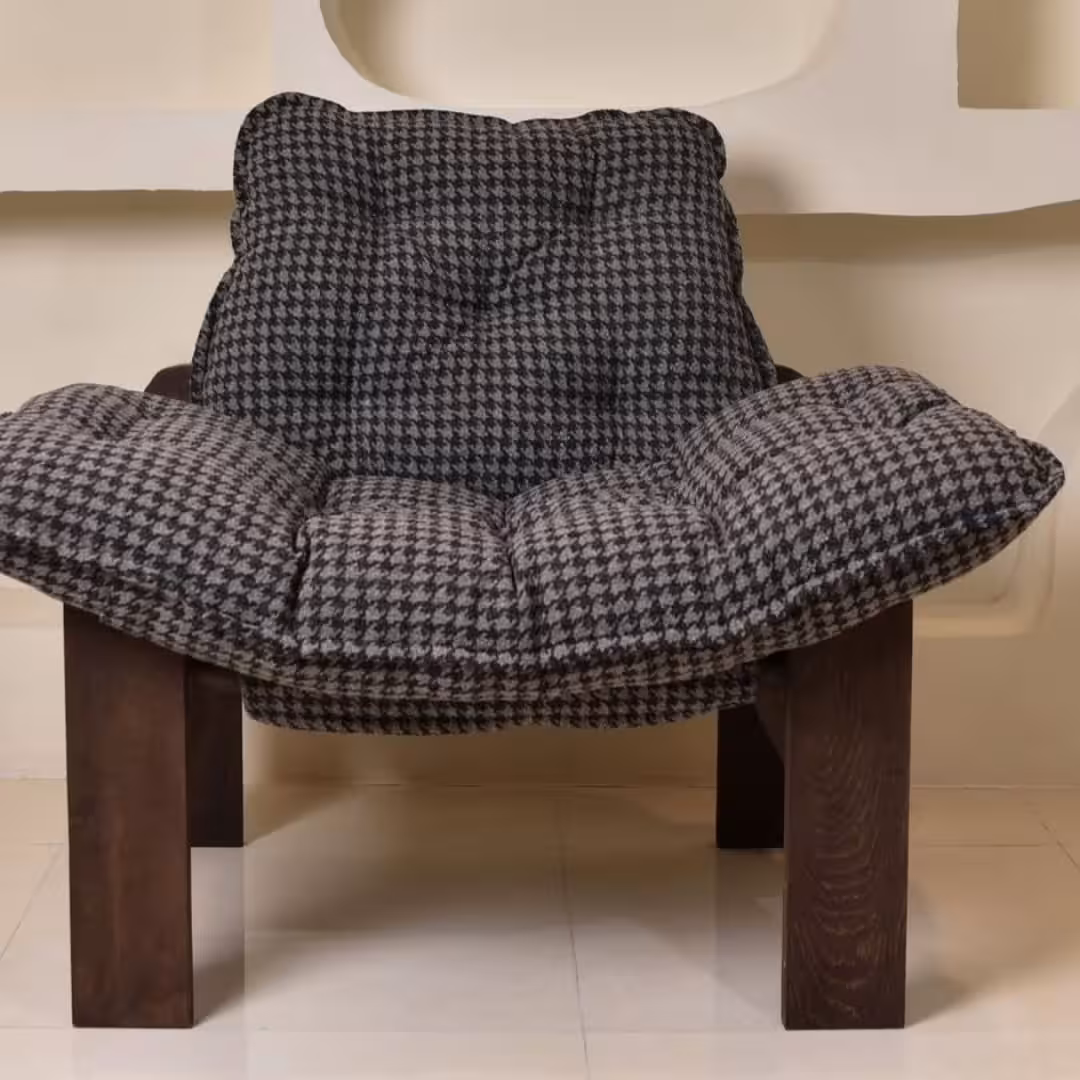 Plush Cloud Houndstooth Lounge Chair