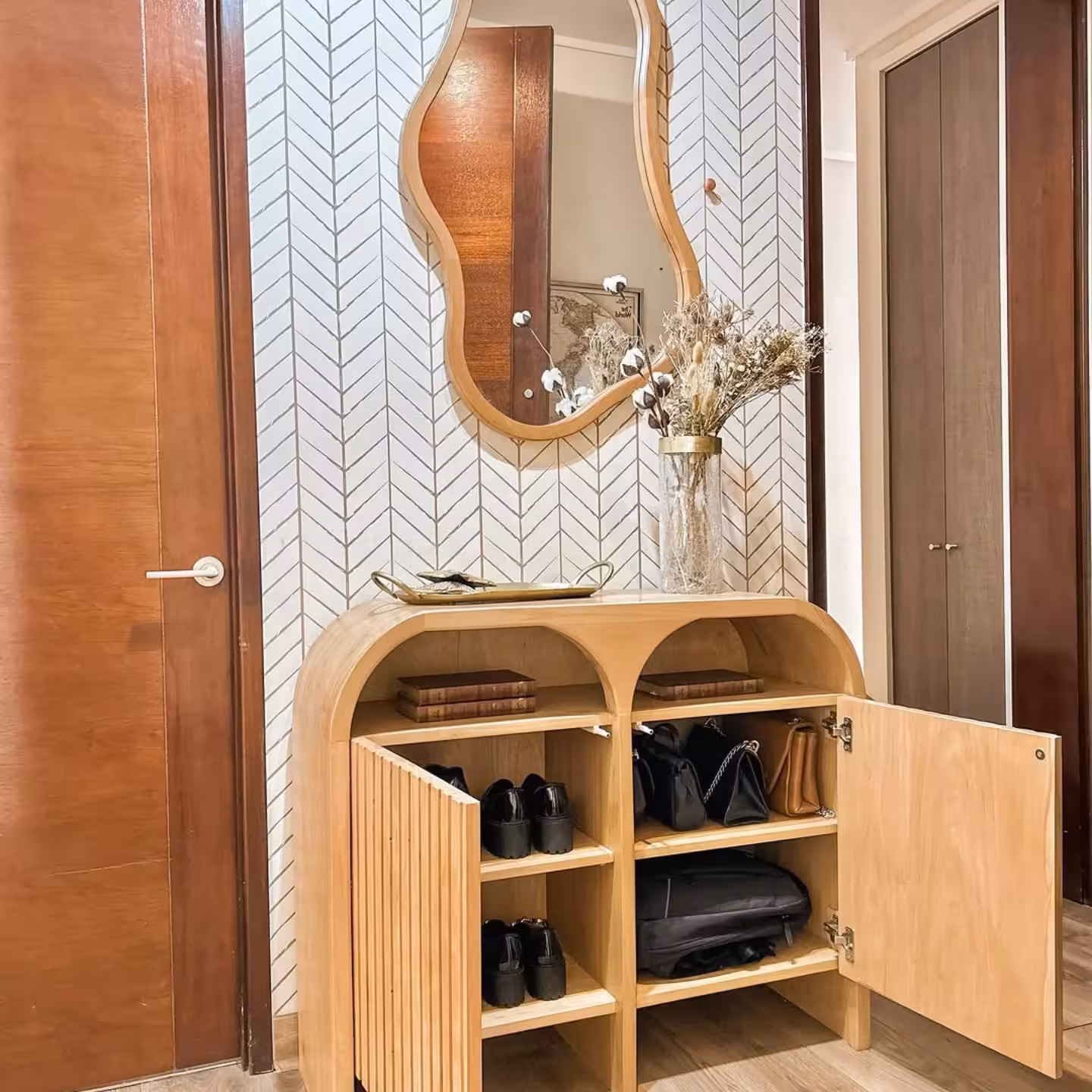 Curved Horizon Entryway Console & Shoe Cabinet
