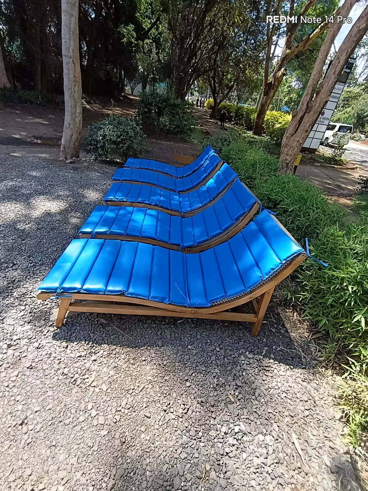 Arbor S-Curve Ergonomic Patio Lounger 
