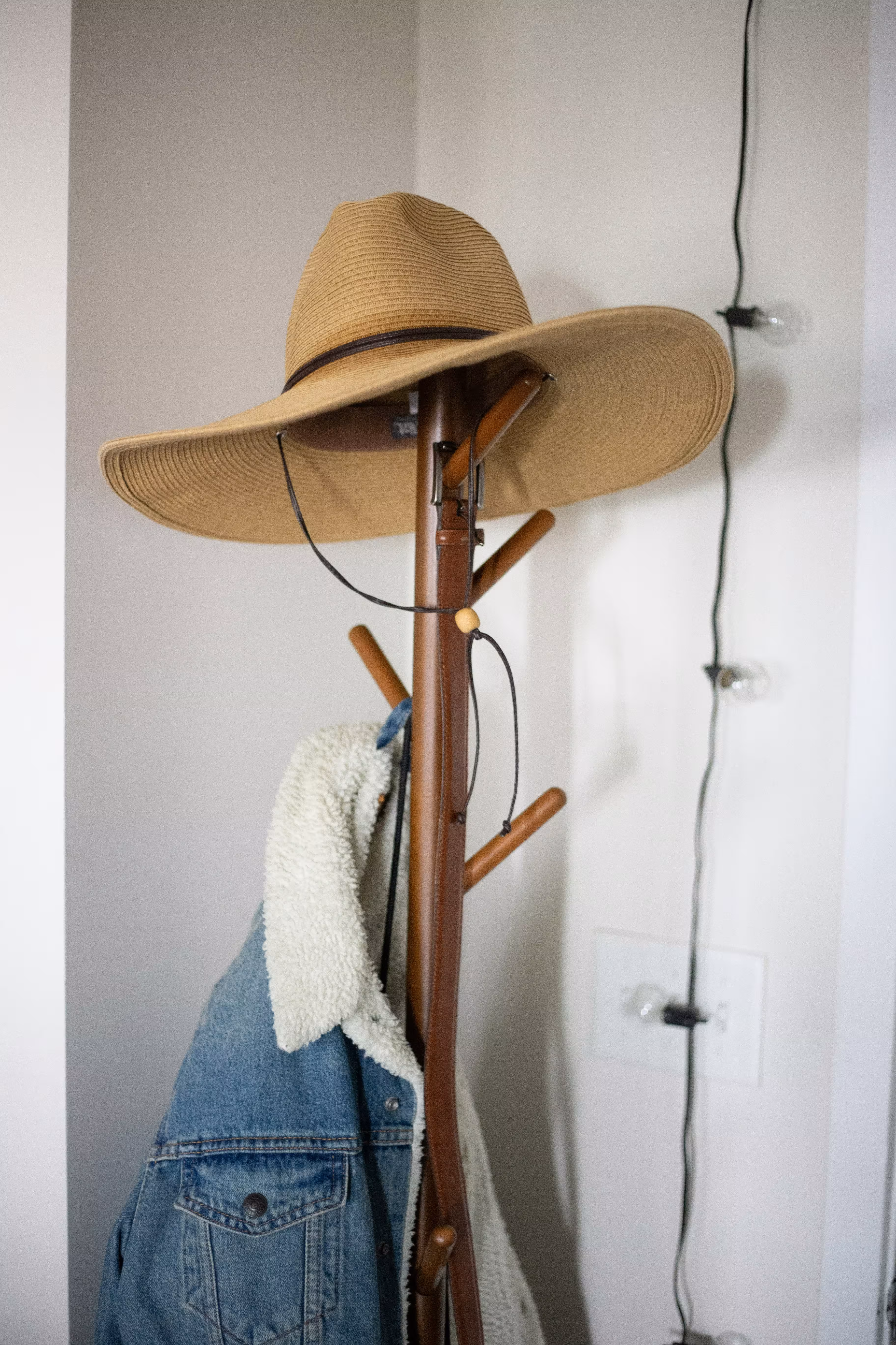 Hooks & Organizers