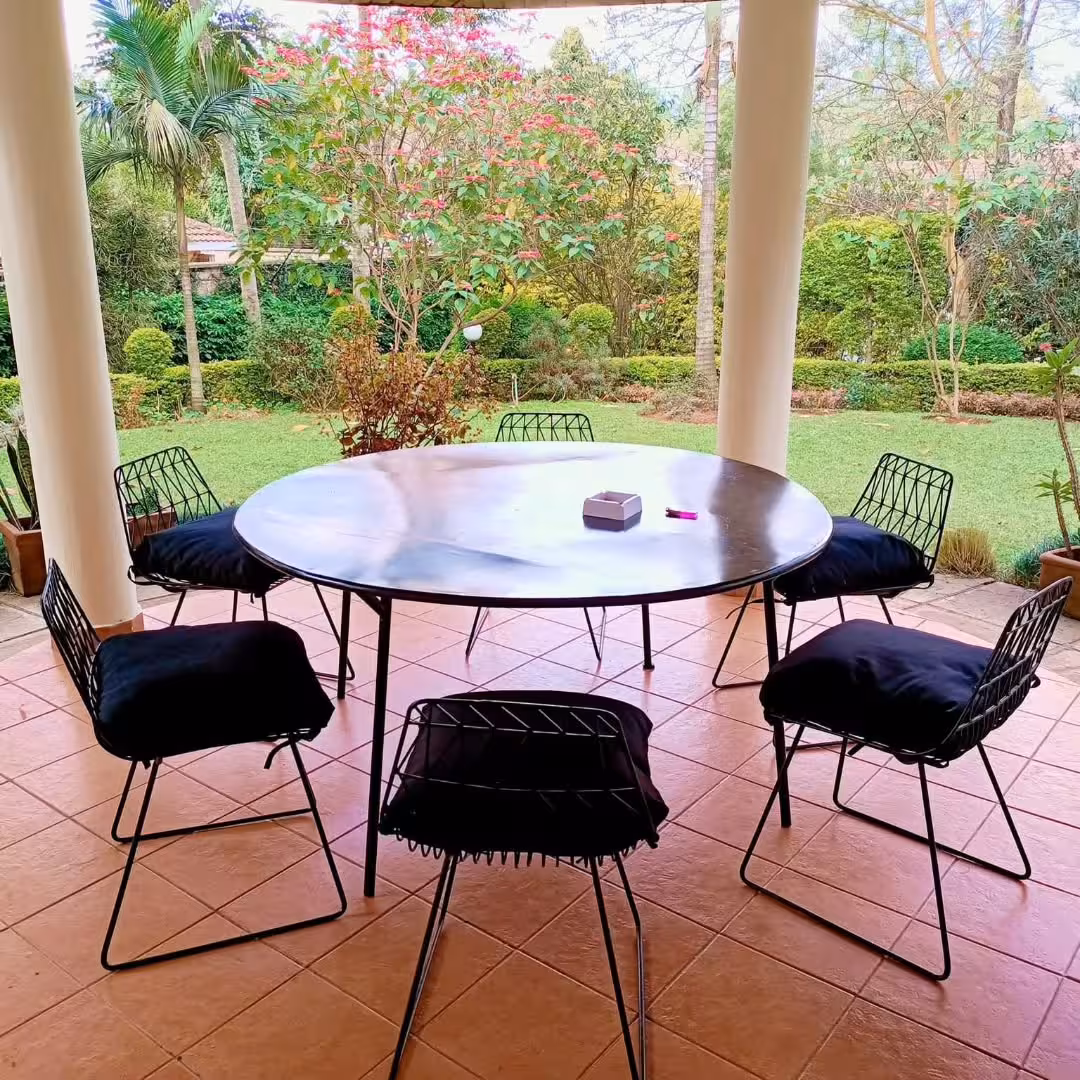 Modern 6-Seater Wireframe Outdoor Dining Set