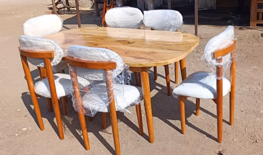 Modern Mid-Century Oval Dining Set with 6 Upholstered Chairs